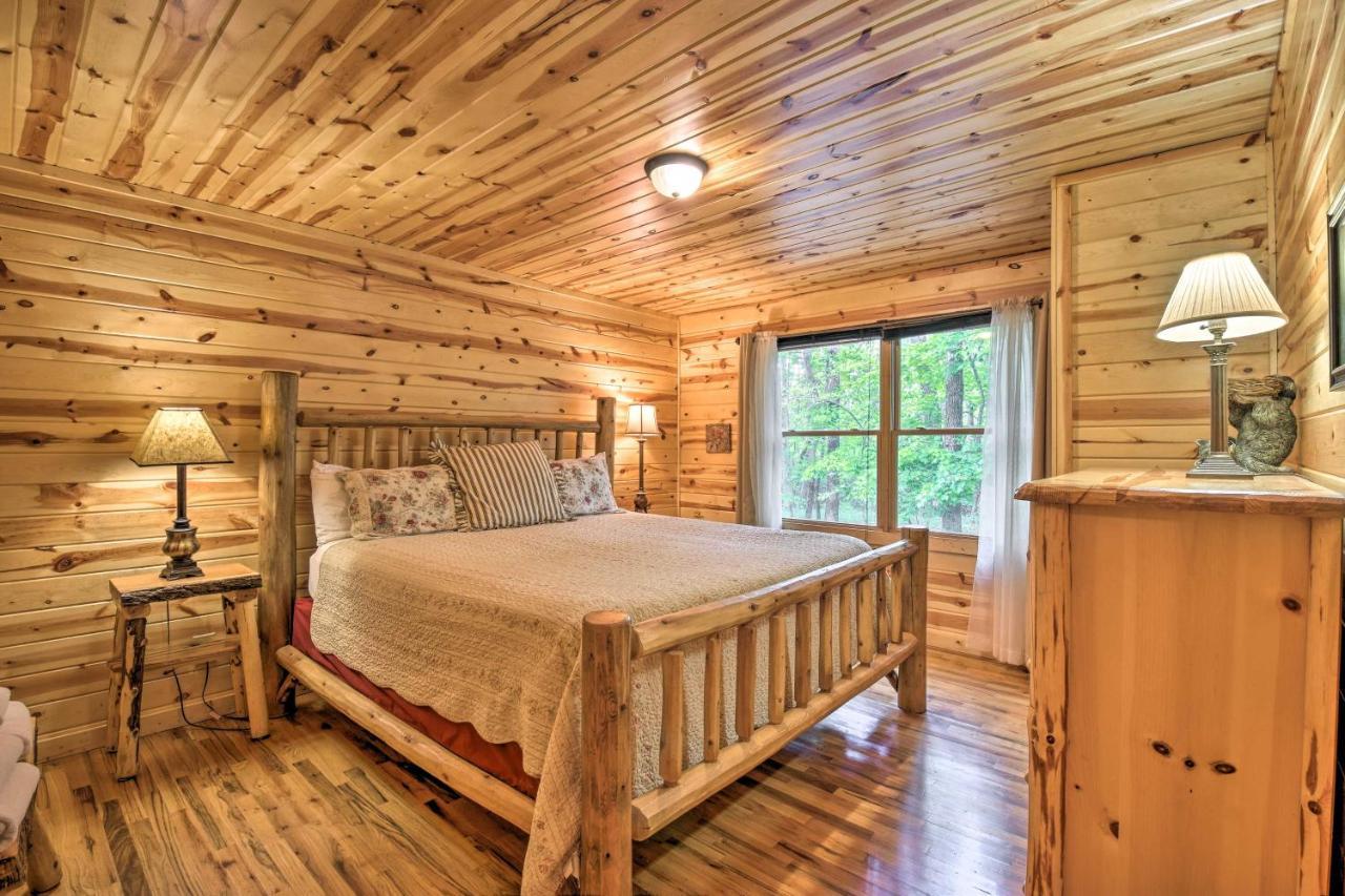 The Honeybee Cabin With Private Porch And Hot Tub Clarkesville ภายนอก รูปภาพ