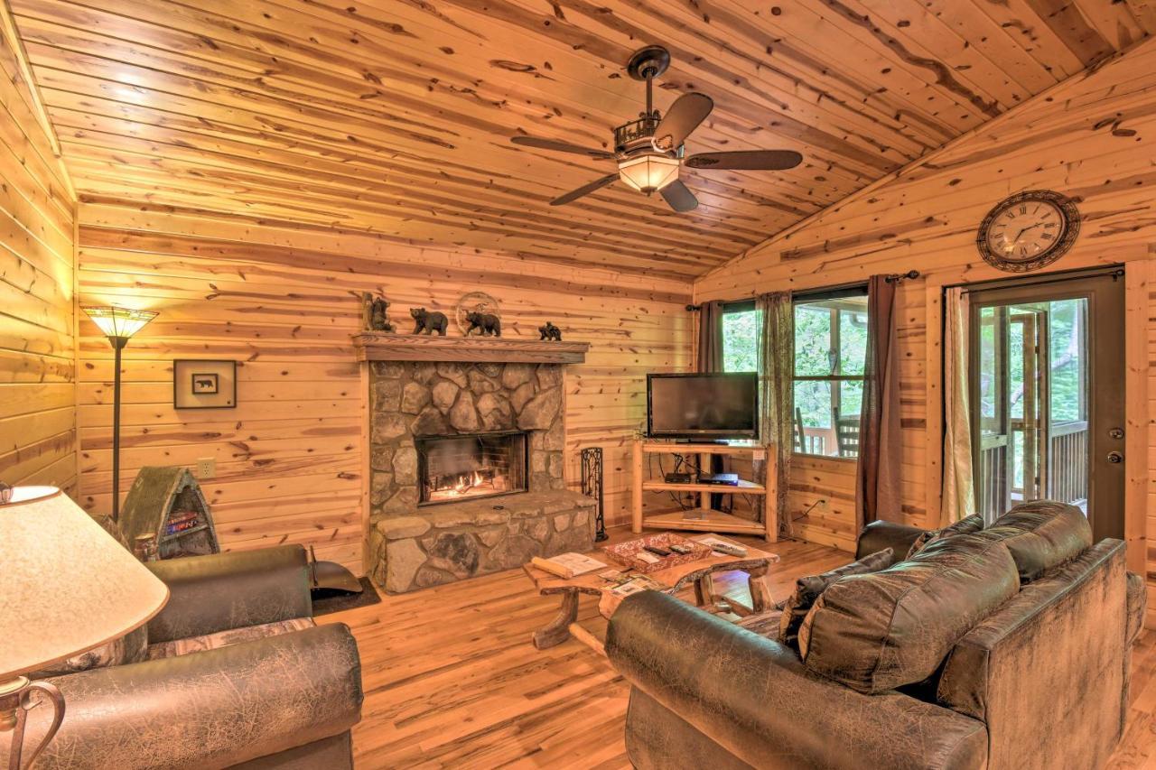 The Honeybee Cabin With Private Porch And Hot Tub Clarkesville ภายนอก รูปภาพ